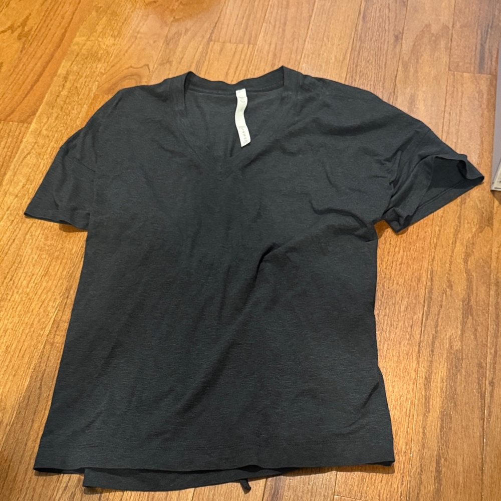 Women’s Lululemon Grey Tie Back T-Shirt